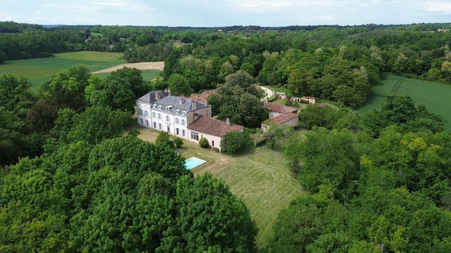 maison de luxe 20 Pièces en vente sur PERIGUEUX (24000)
