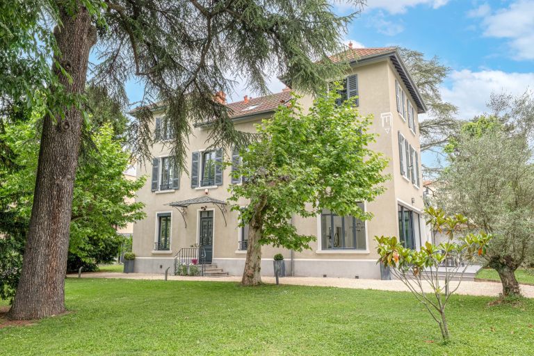 maison de luxe 14 Pièces en vente sur CALUIRE ET CUIRE (69300)