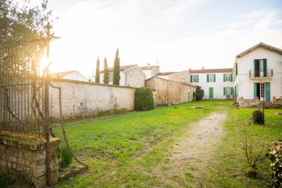 Vente Maison de luxe Saint-Pierre-d'Oléron 12&nbsp;Pièces 368&nbsp;m²