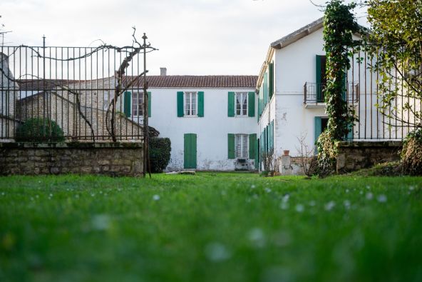 Vente Maison de luxe Saint-Pierre-d'Oléron 12&nbsp;Pièces 368&nbsp;m²