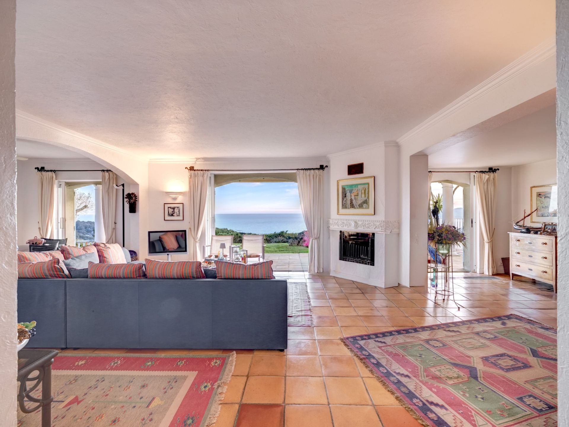 luxury provencale house 5 Rooms for sale on CANNES (06400)
