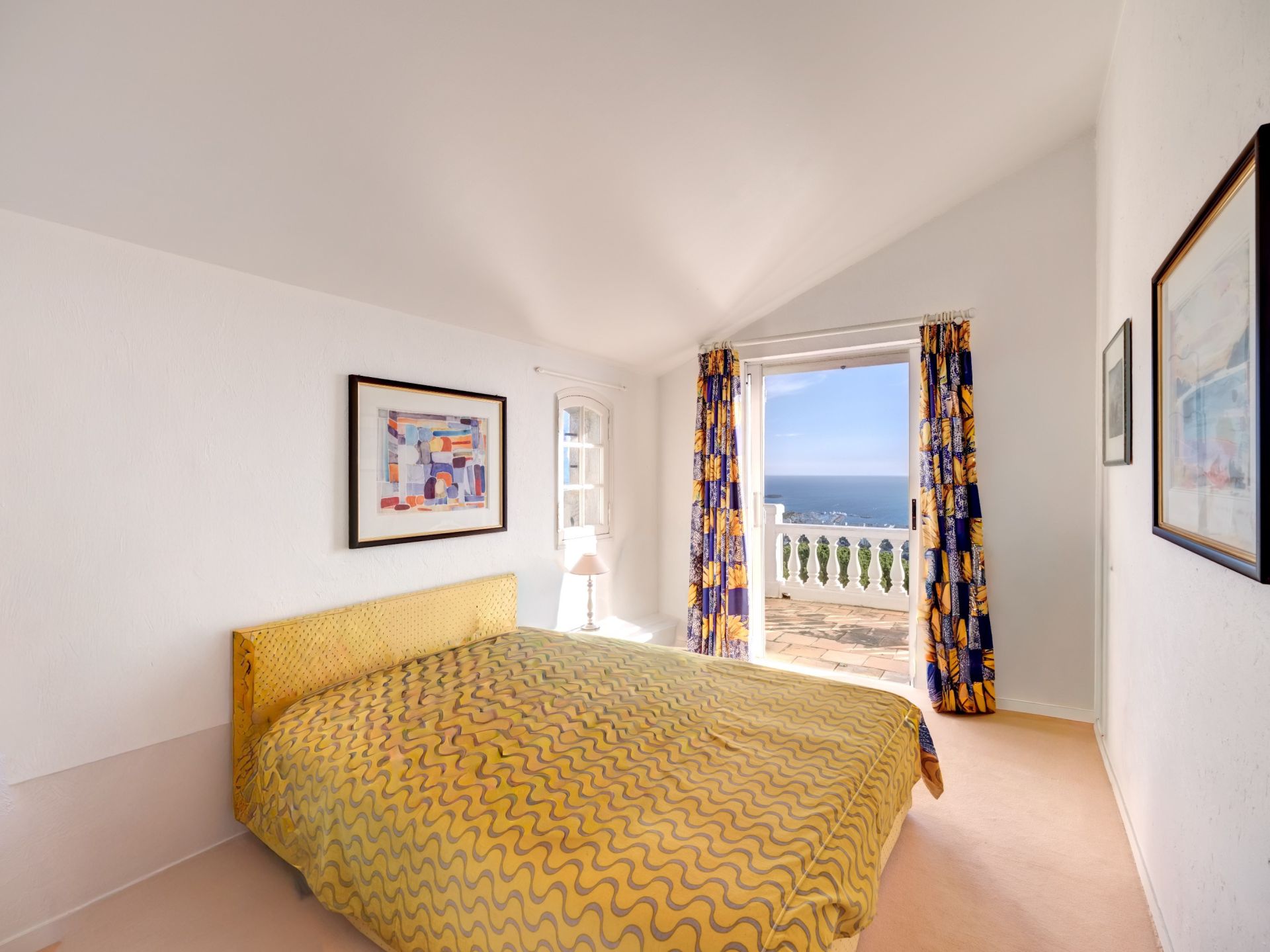 luxury provencale house 5 Rooms for sale on CANNES (06400)