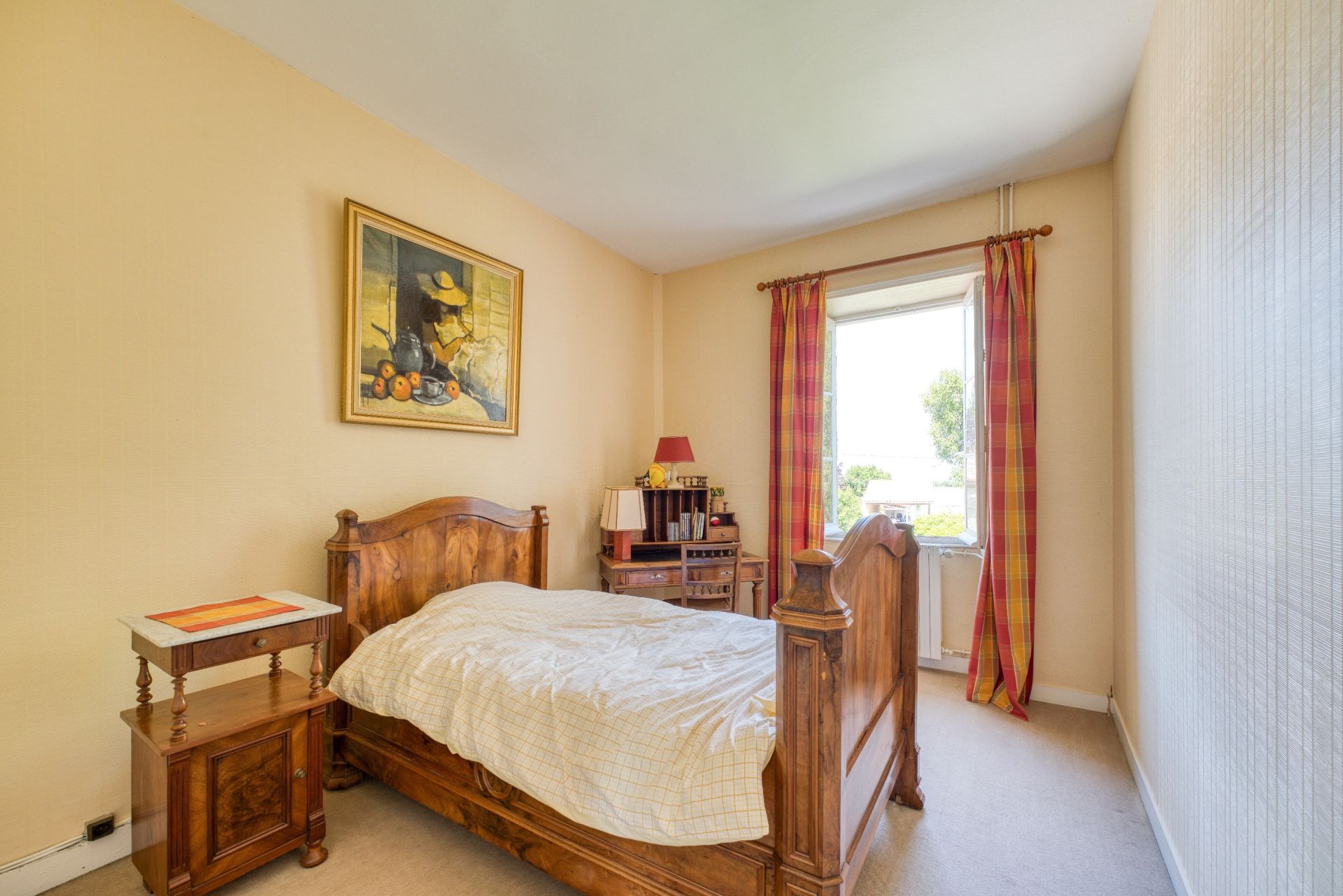 maison bourgeoise 8 Pièces en vente sur THAIRE (17290)