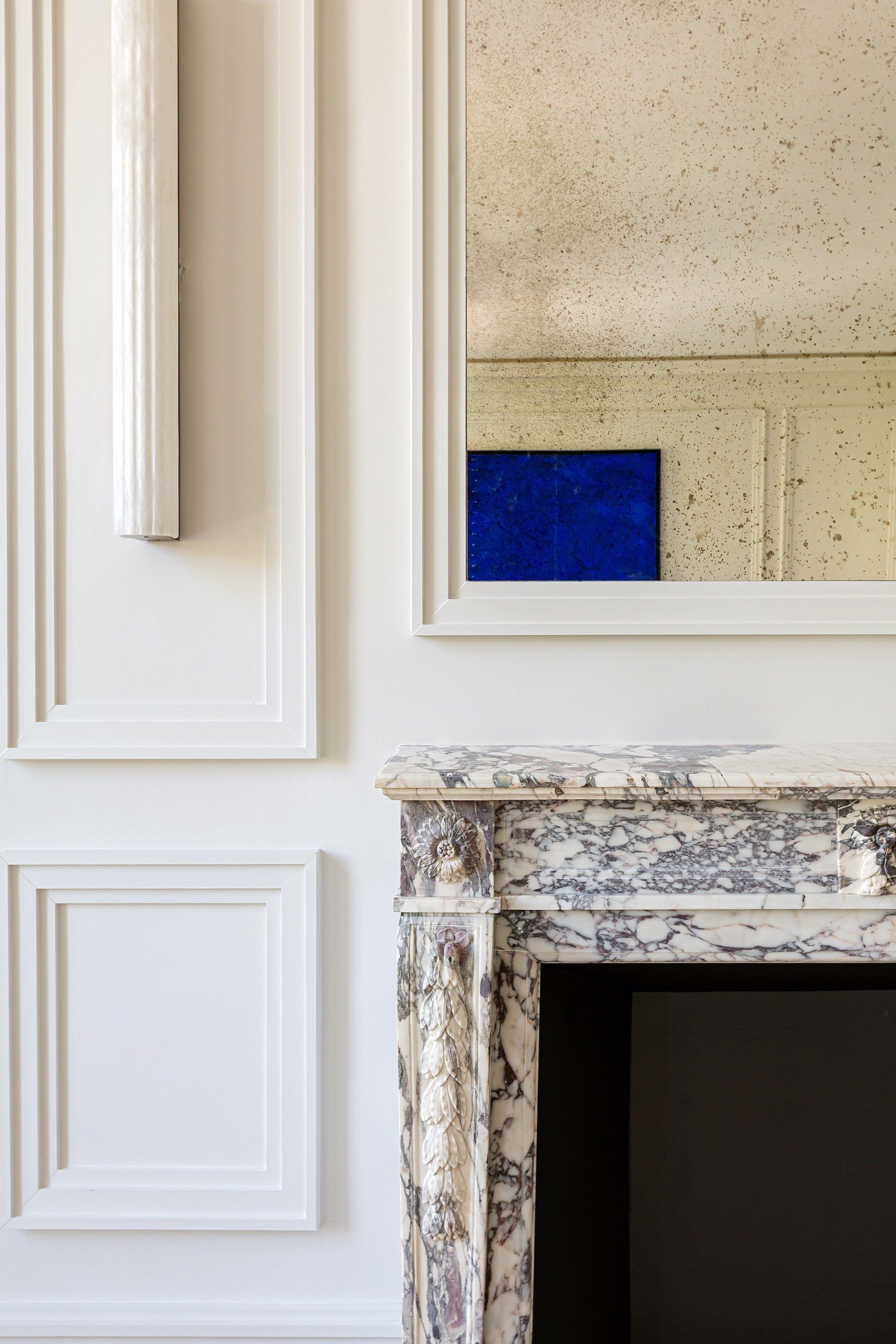 luxury apartment 5 Rooms for sale on PARIS (75016)