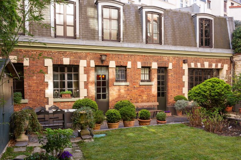 hôtel particulier 7 Pièces en vente sur PARIS (75116)