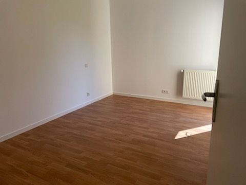 maison de luxe 5 Pièces en location sur PLEURTUIT (35730)