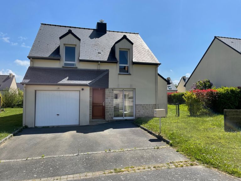 maison de luxe 5 Pièces en location sur PLEURTUIT (35730)