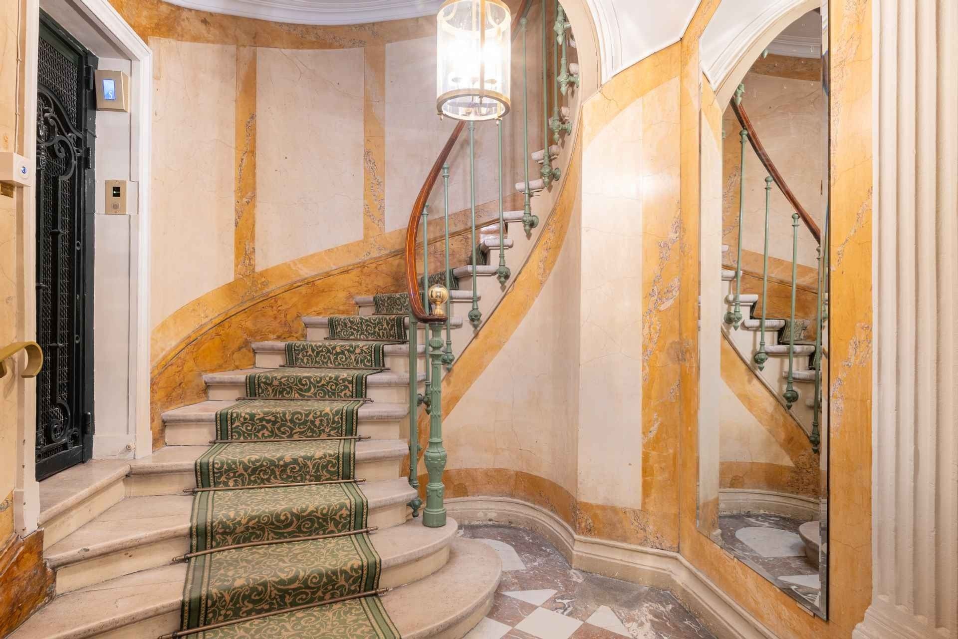 appartement de luxe 5 Pièces en vente sur PARIS (75007)