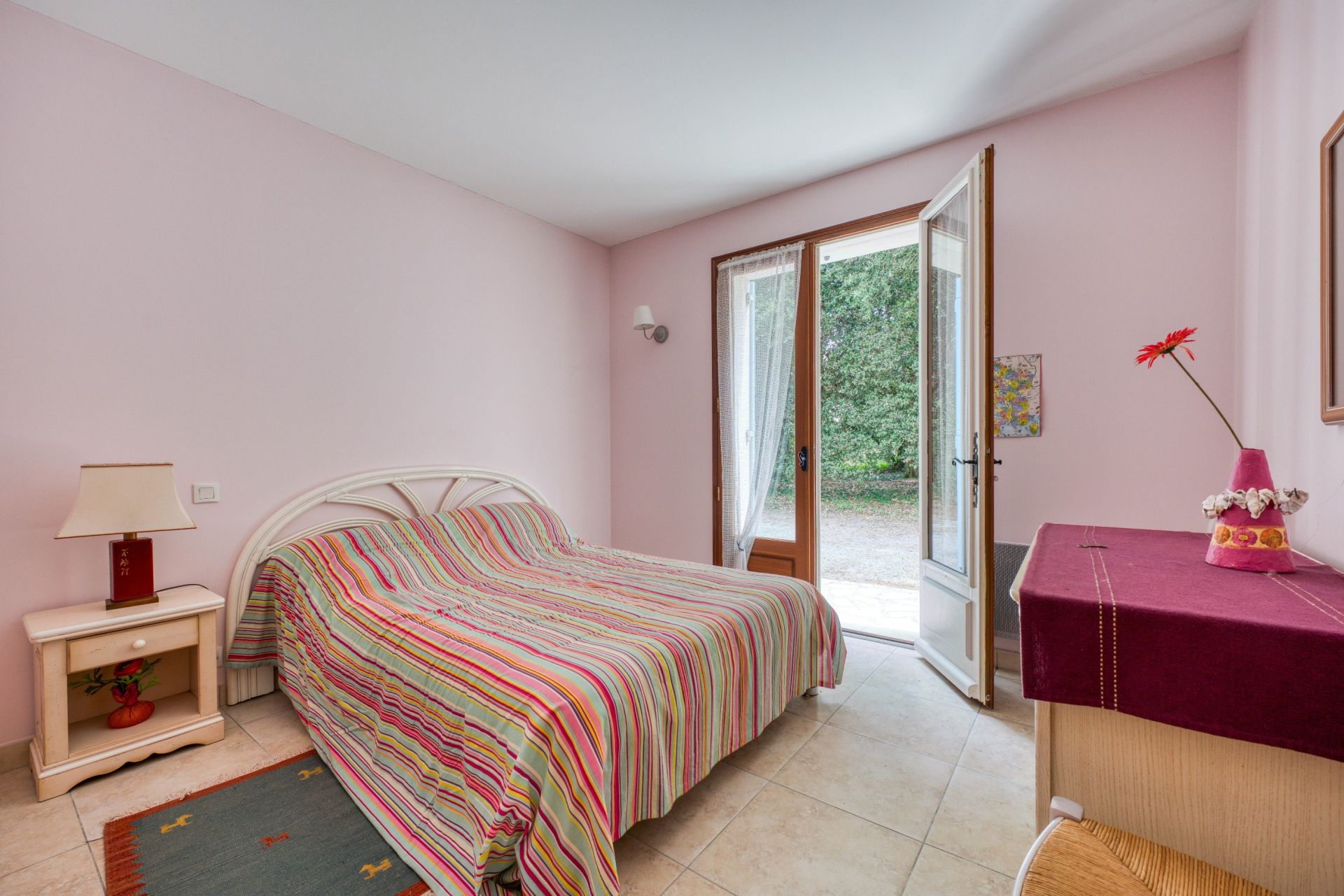 luxury house 9 Rooms for sale on ST PALAIS SUR MER (17420)