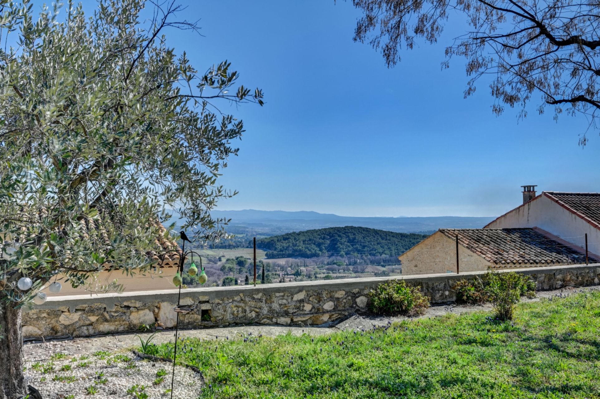 maison de luxe 6 Pièces en vente sur EGUILLES (13510)