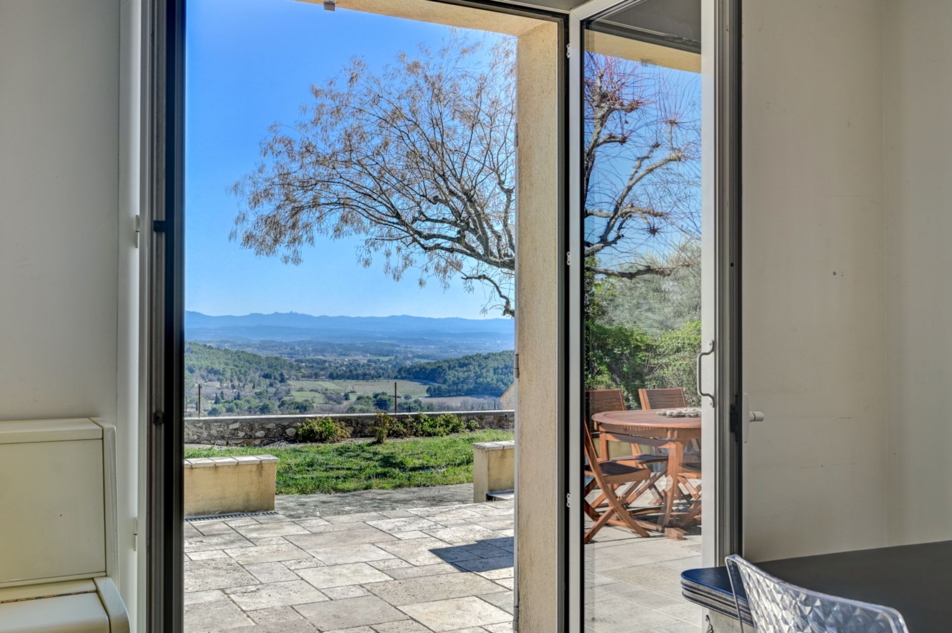 maison de luxe 6 Pièces en vente sur EGUILLES (13510)