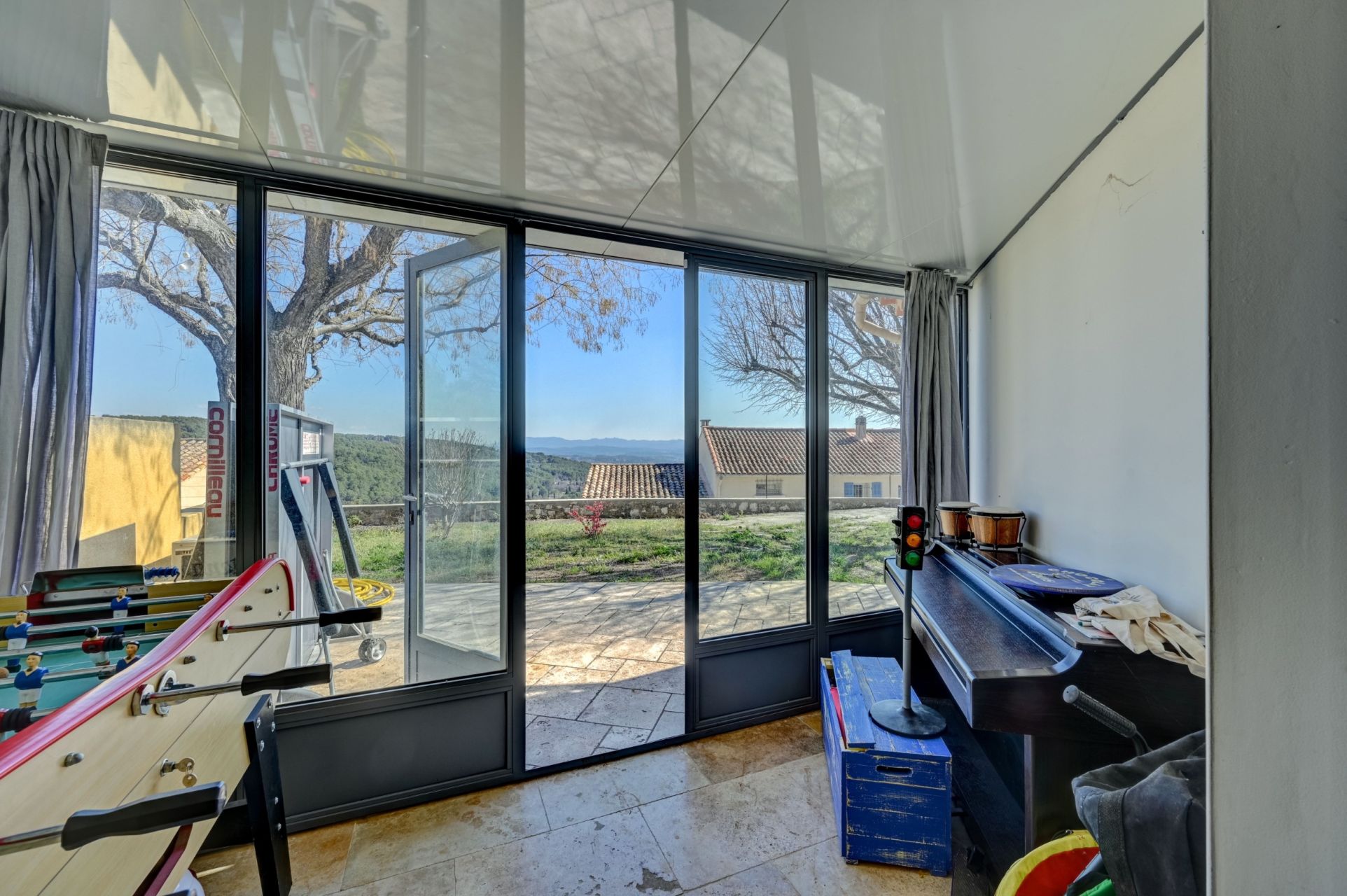 maison de luxe 6 Pièces en vente sur EGUILLES (13510)