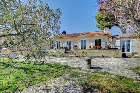 Sale Luxury house Éguilles 6&nbsp;Rooms 155&nbsp;m²