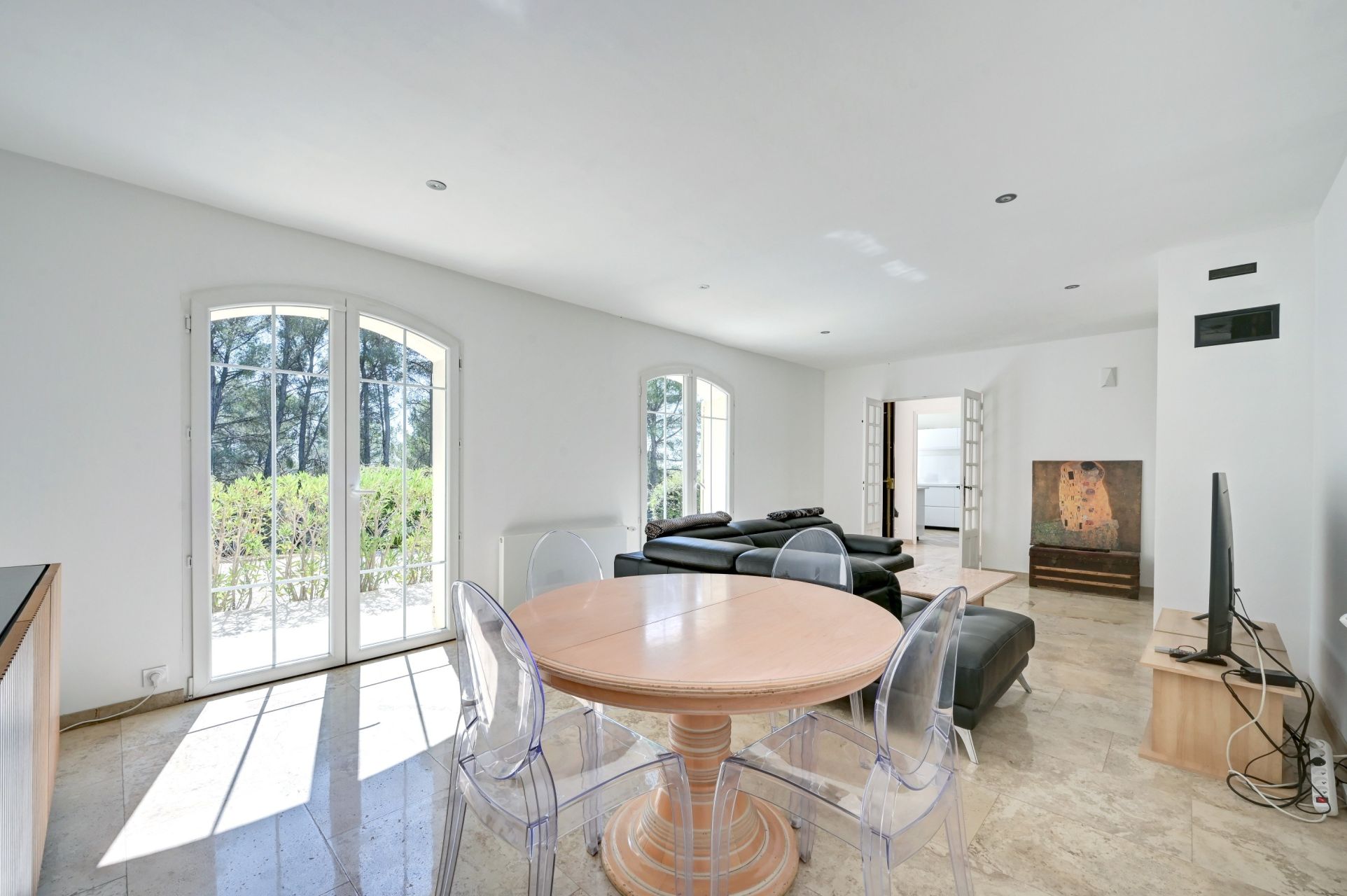 maison de luxe 6 Pièces en vente sur EGUILLES (13510)