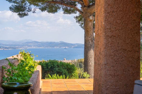 Vente Maison de luxe La Ciotat 6&nbsp;Pièces 180&nbsp;m²