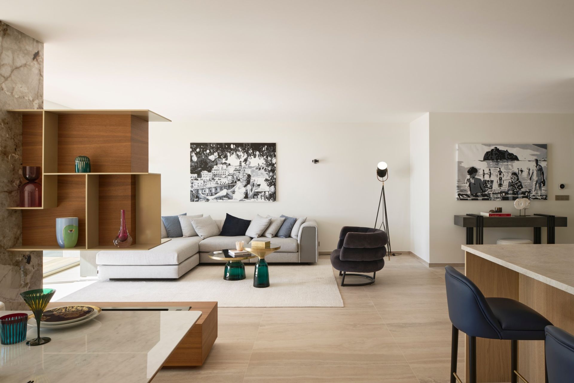 luxury apartment 3 Rooms for sale on CANNES (06400)