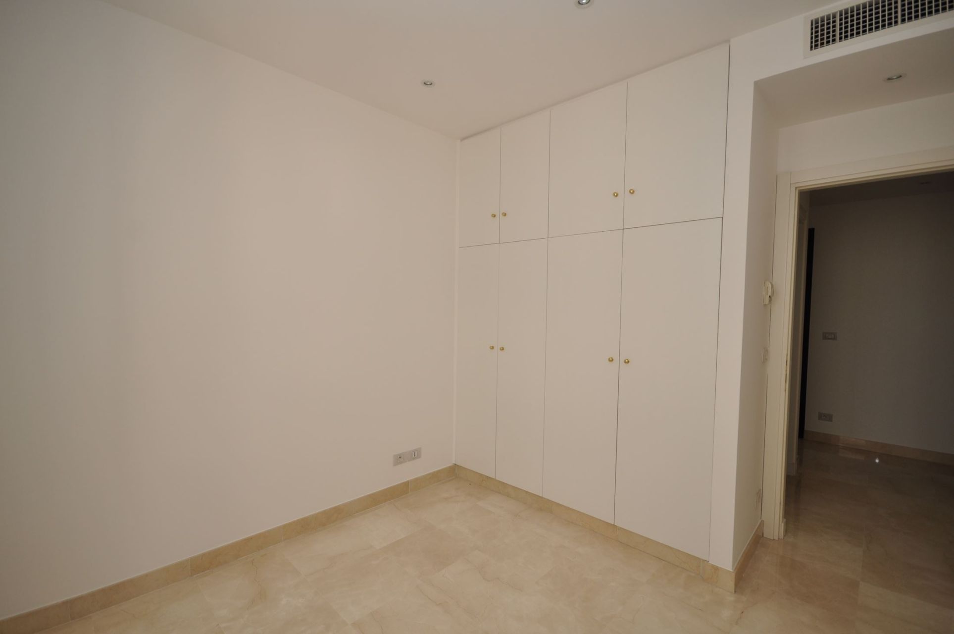 luxury apartment 3 Rooms for rent on MONACO (98000)