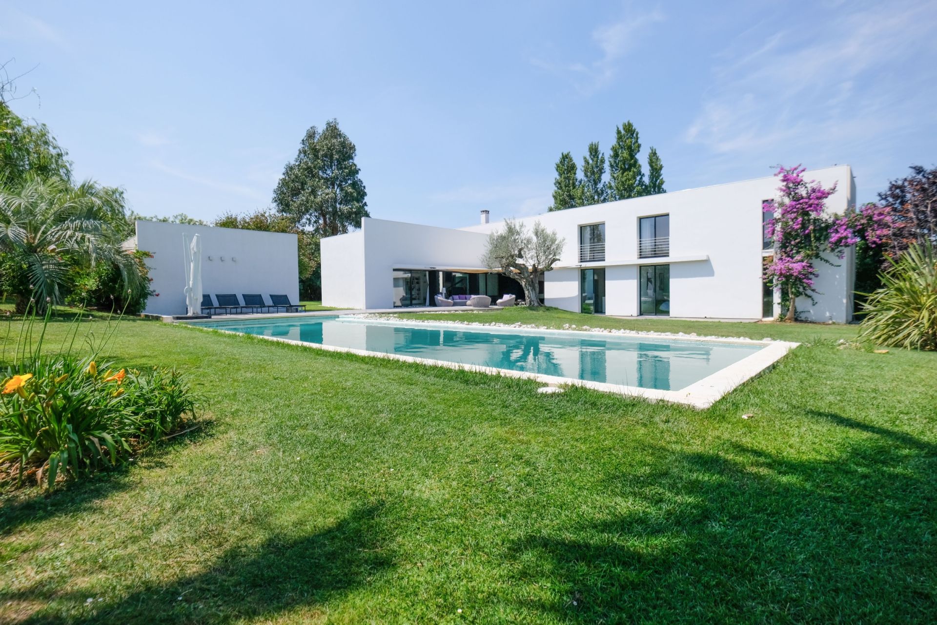 luxury house 6 Rooms for sale on PERPIGNAN (66000)