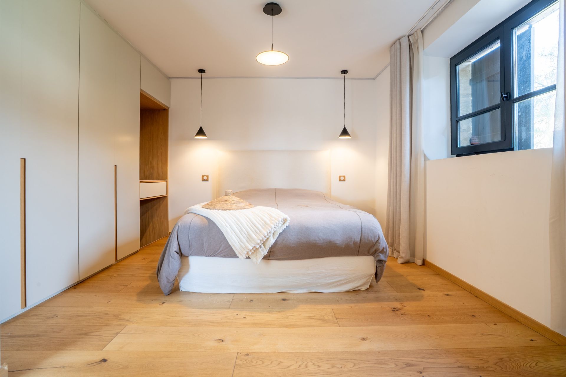 luxury house 7 Rooms for sale on PERPIGNAN (66000)