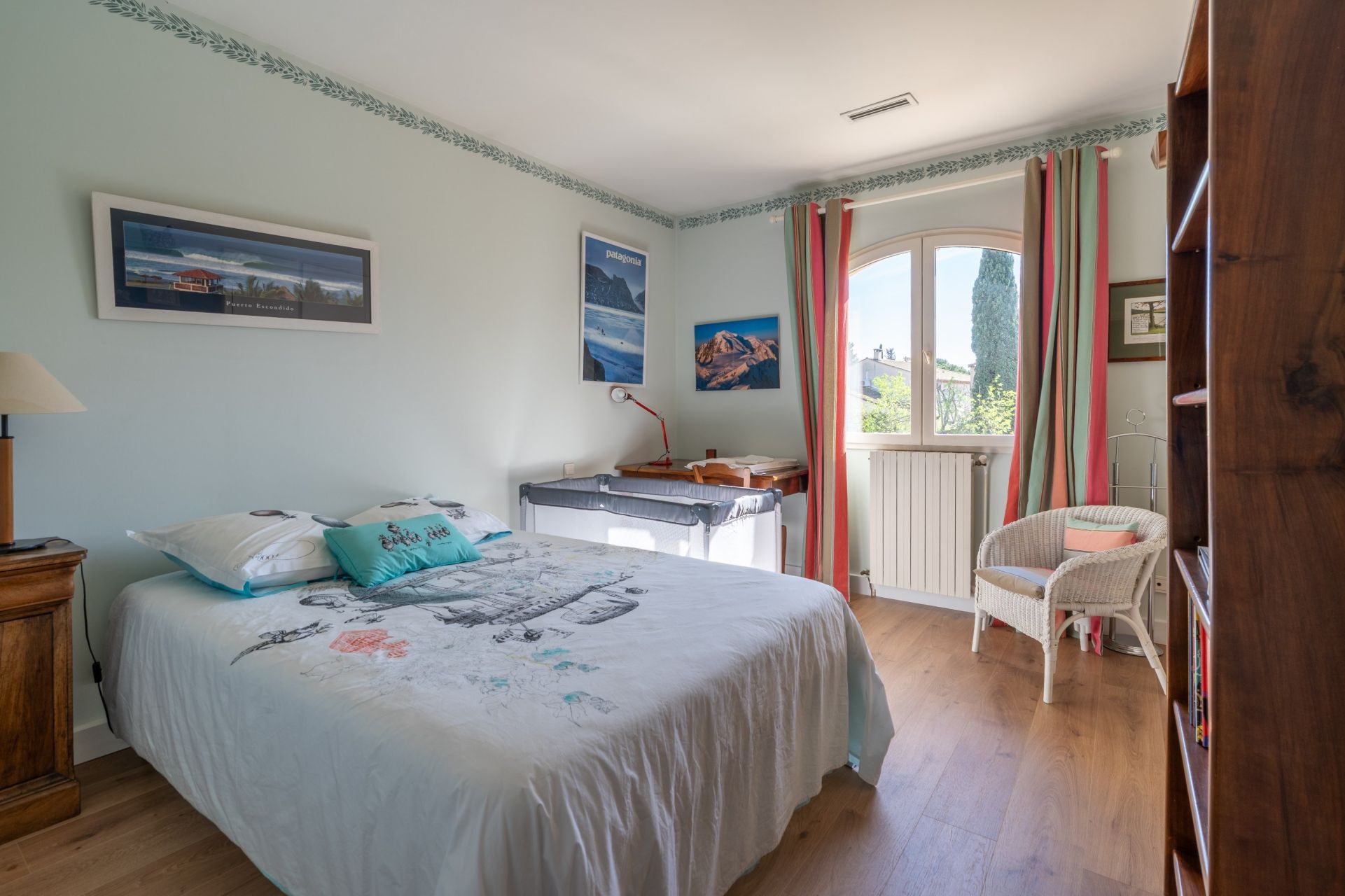 luxury house 10 Rooms for sale on NARBONNE (11100)