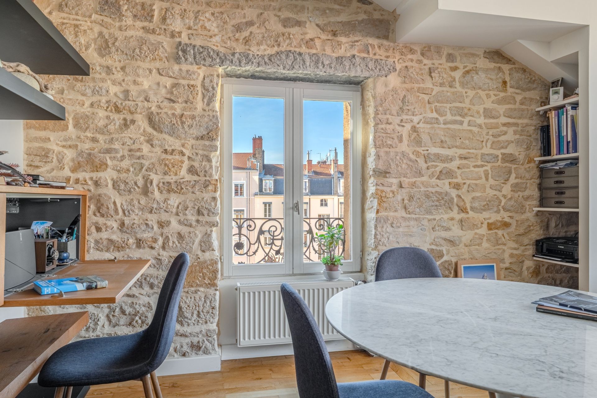 luxury apartment 2 Rooms for sale on LYON (69003)
