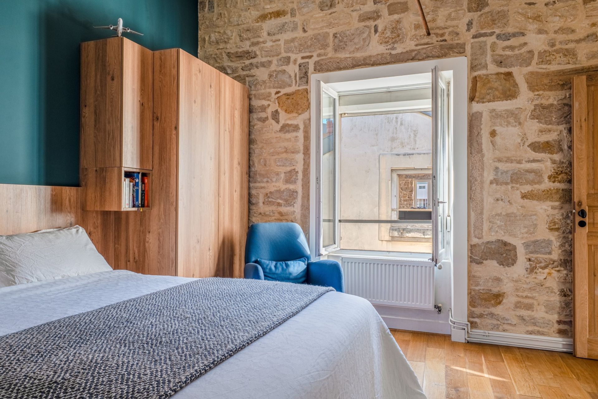 luxury apartment 2 Rooms for sale on LYON (69003)