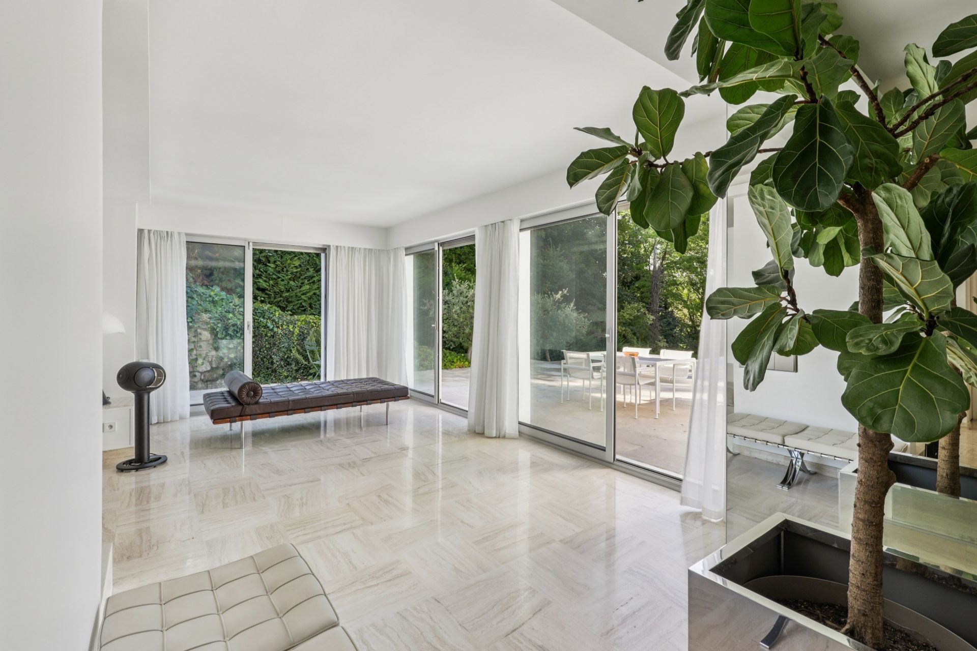 luxury house 6 Rooms for sale on BOUGIVAL (78380)