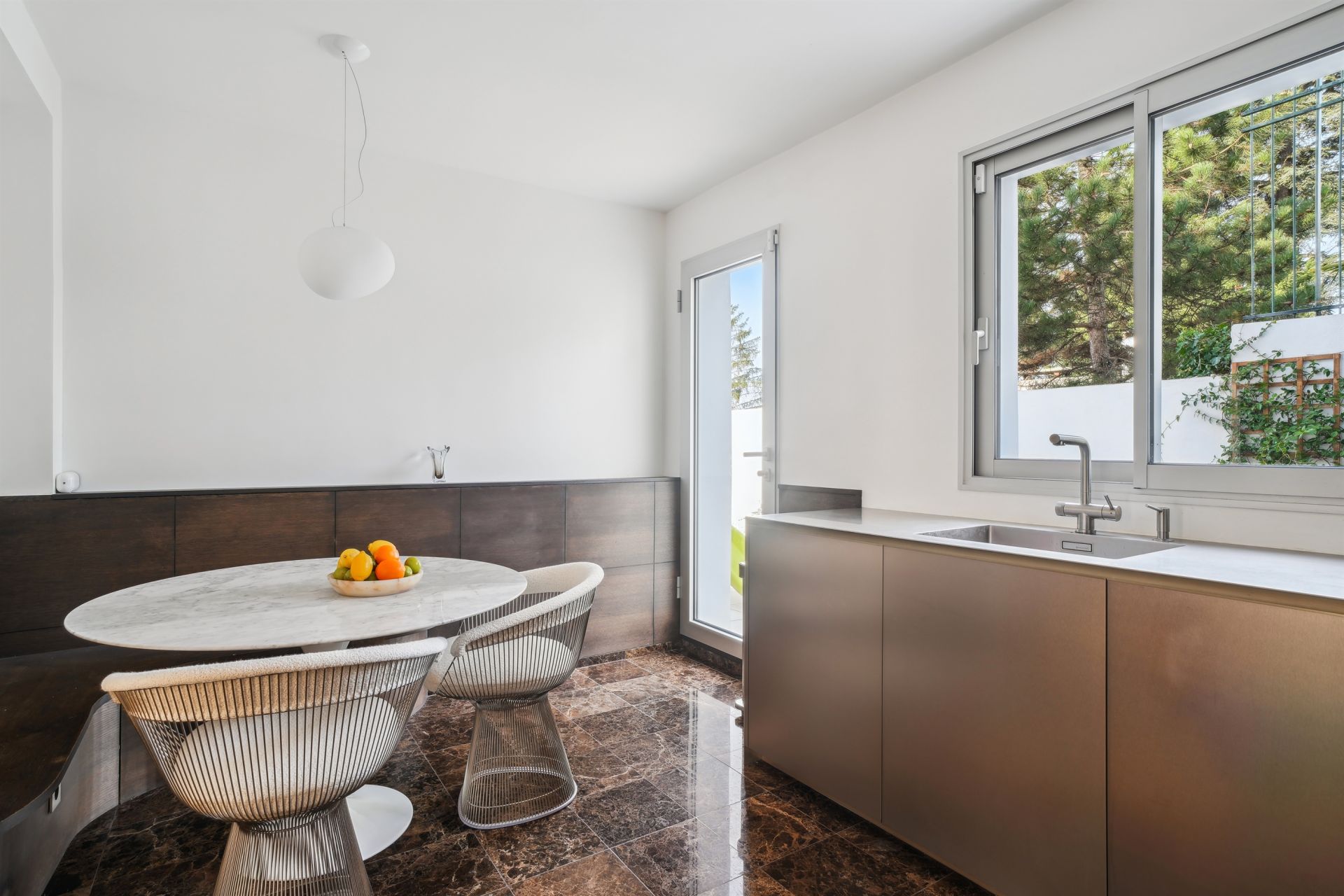 luxury house 6 Rooms for sale on BOUGIVAL (78380)