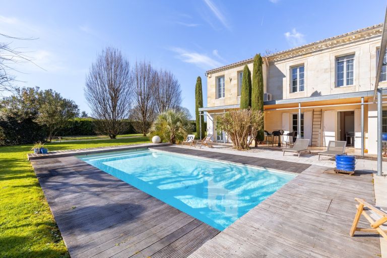 maison de luxe 8 Pièces en vente sur LIBOURNE (33500)