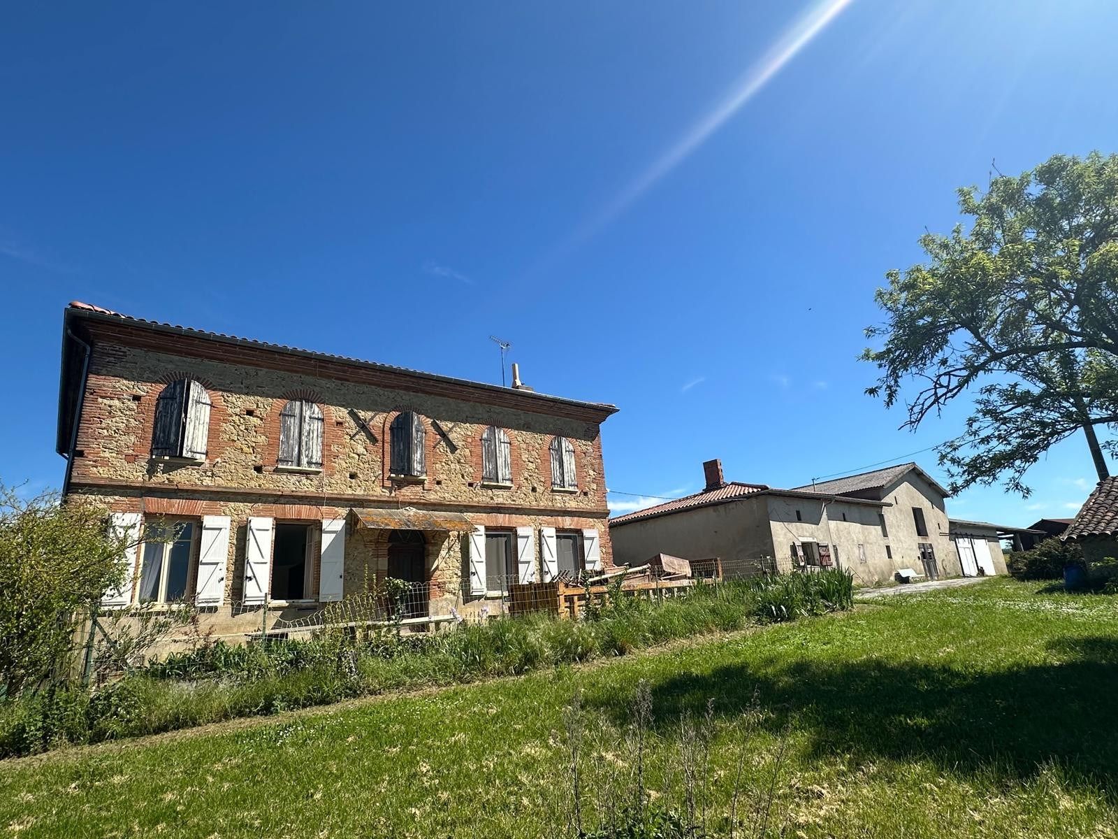 maison de luxe 10 Pièces en vente sur VERFEIL (31590)