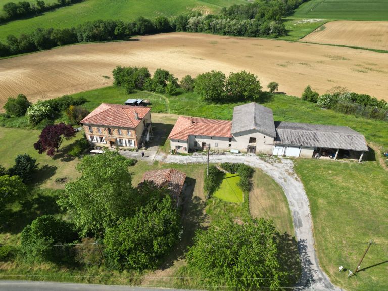 maison de luxe 10 Pièces en vente sur VERFEIL (31590)