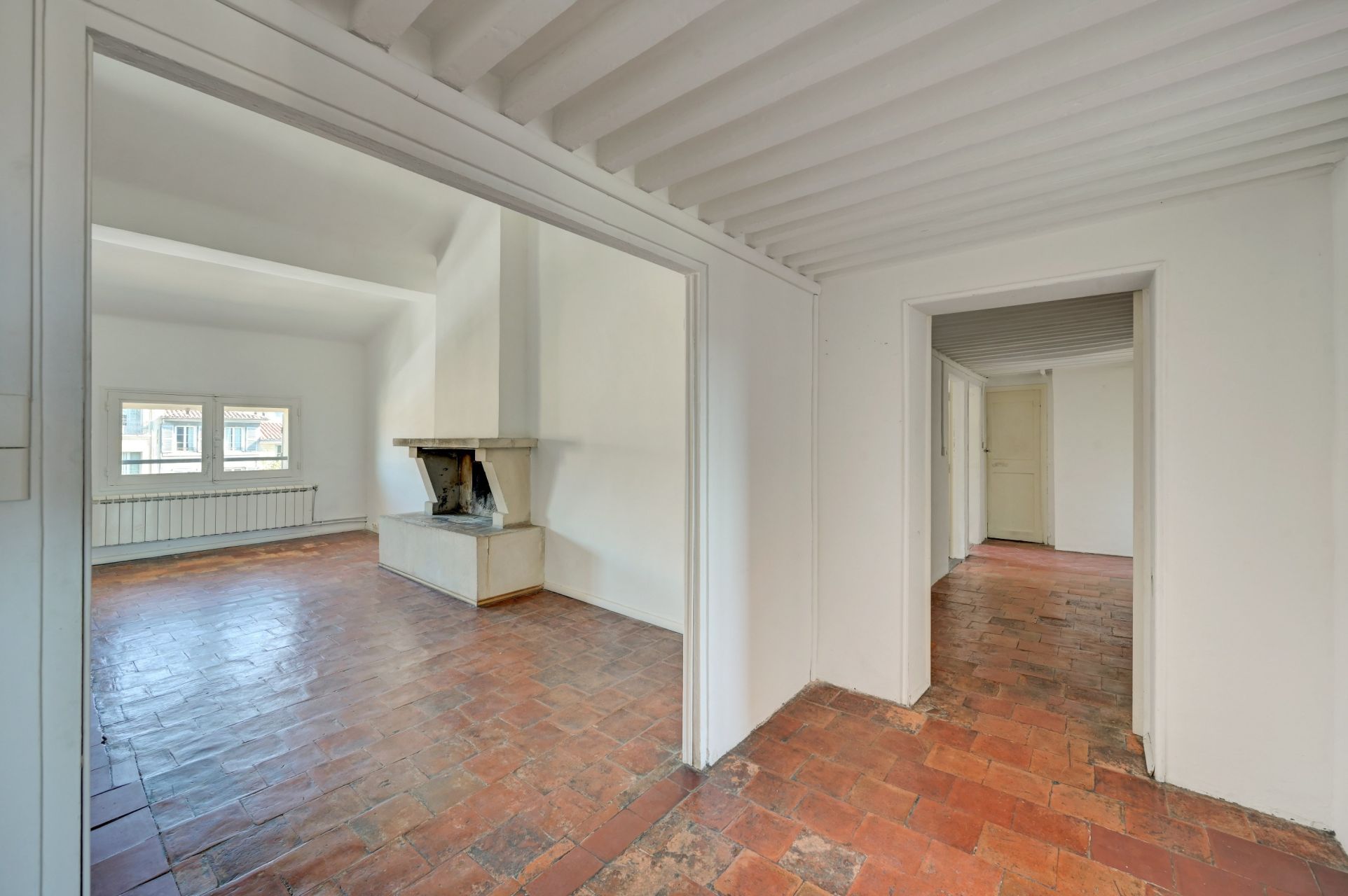 luxury apartment 5 Rooms for sale on AIX EN PROVENCE (13100)