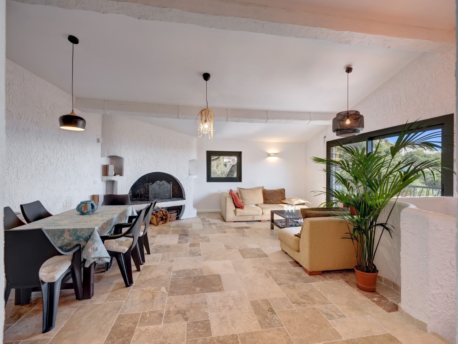 villa de luxe 5 Pièces en vente sur LES ISSAMBRES (83380)