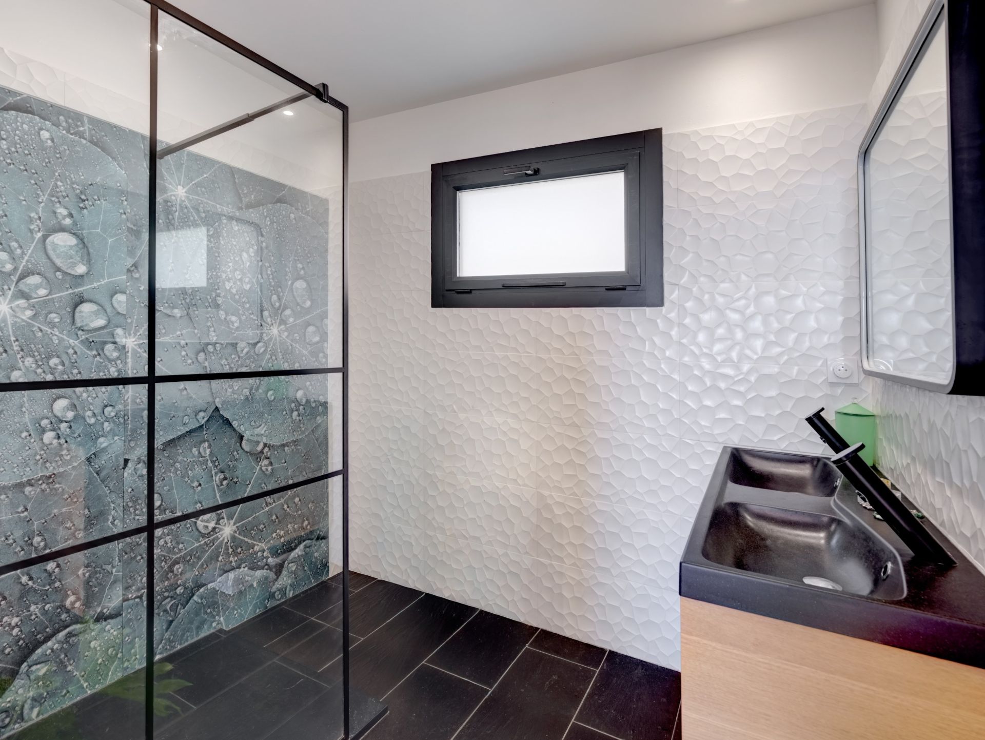 villa de luxe 5 Pièces en vente sur LES ISSAMBRES (83380)