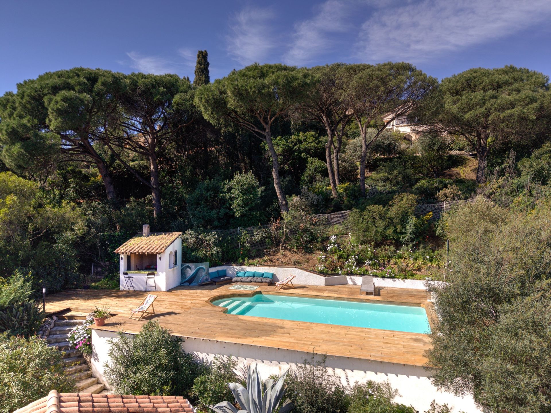 villa de luxe 5 Pièces en vente sur LES ISSAMBRES (83380)