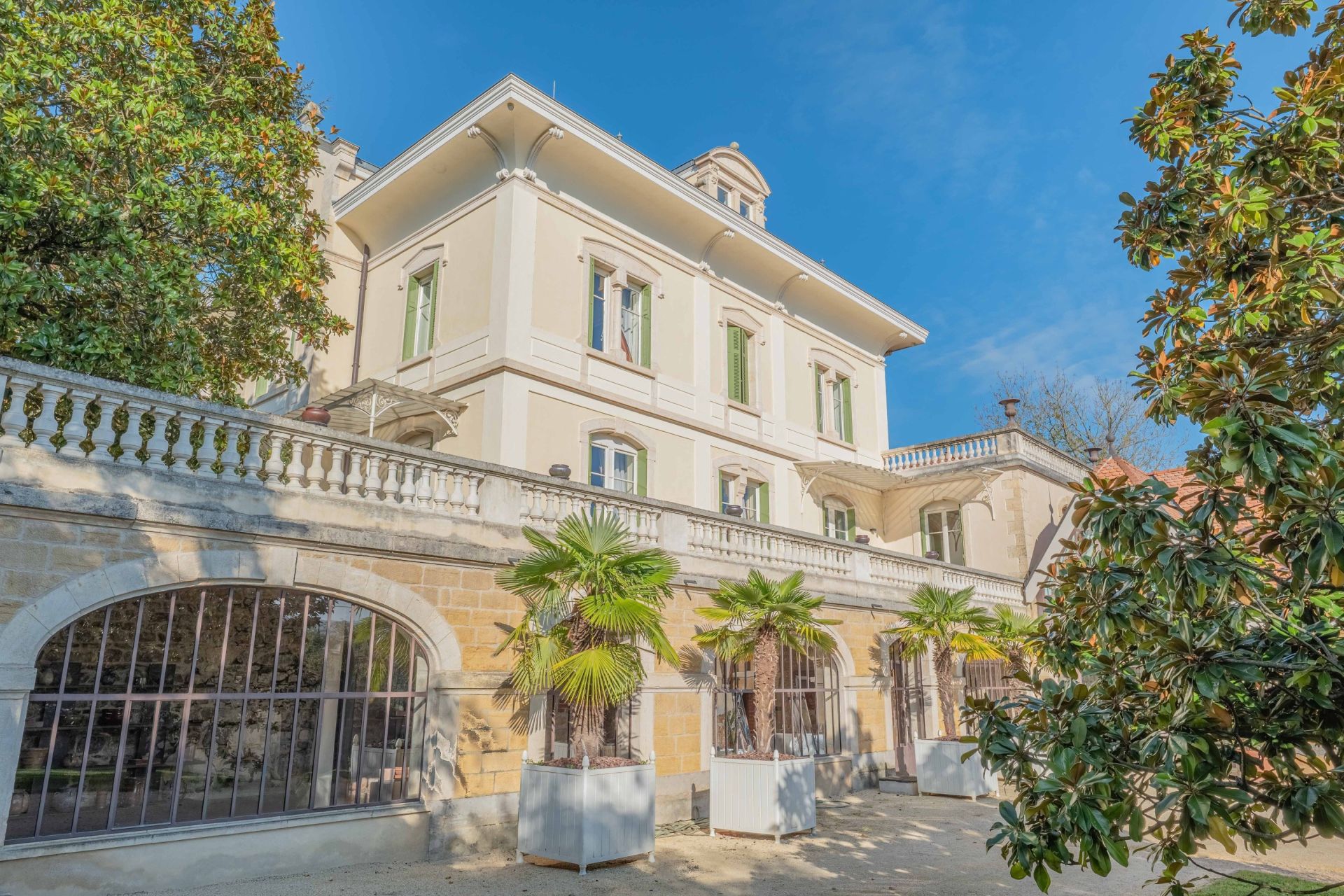 maison de luxe 16 Pièces en vente sur LIMONEST (69760)