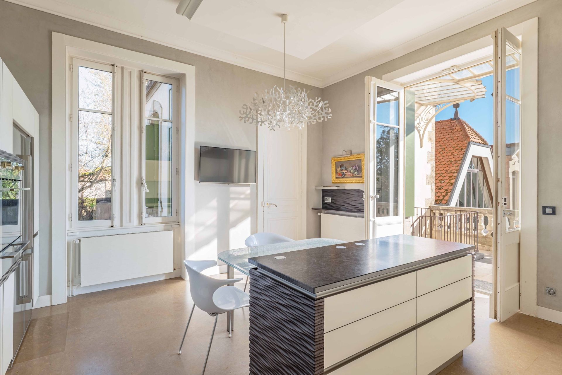 maison de luxe 16 Pièces en vente sur LIMONEST (69760)