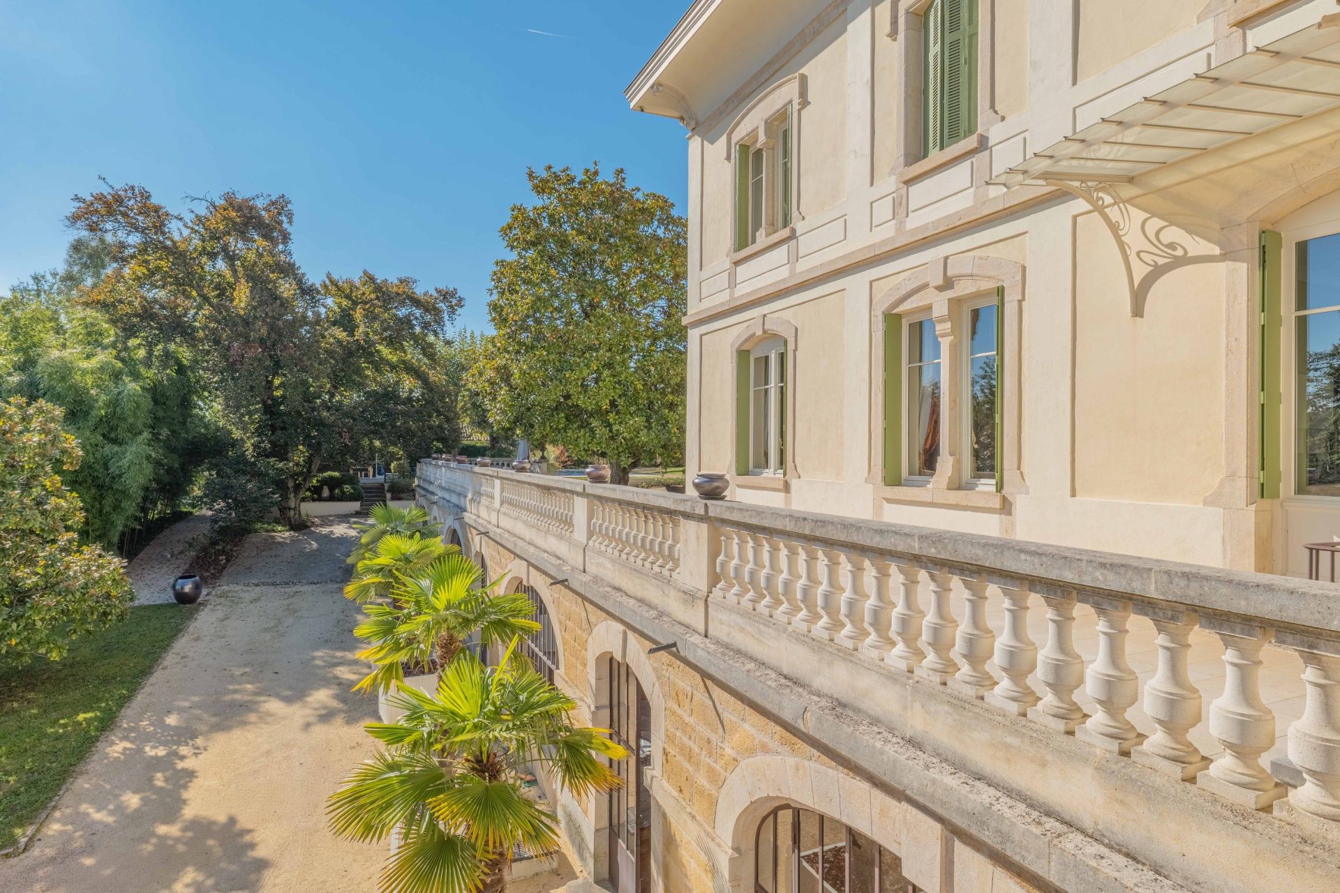 maison de luxe 16 Pièces en vente sur LIMONEST (69760)