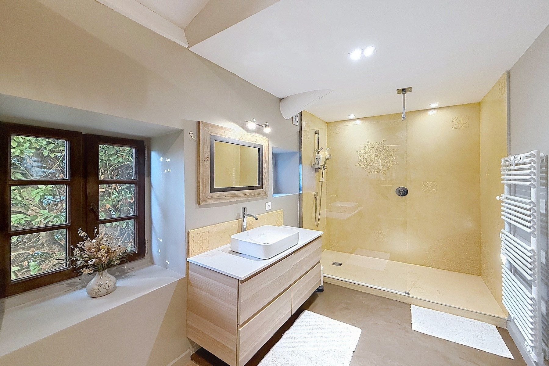 maison de luxe 10 Pièces en vente sur UZES (30700)