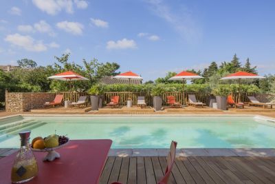 Sale Luxury house Uzès 10&nbsp;Rooms 380&nbsp;m²