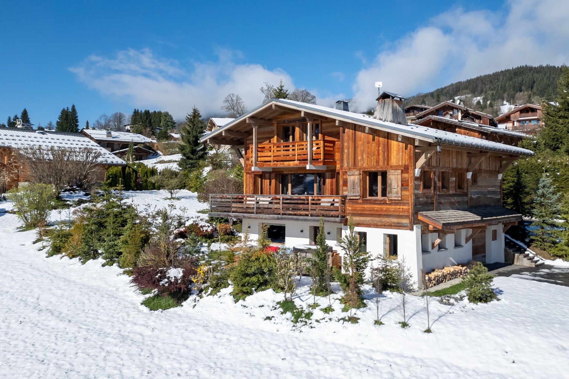 luxury chalet 5 Rooms for sale on MEGEVE (74120)
