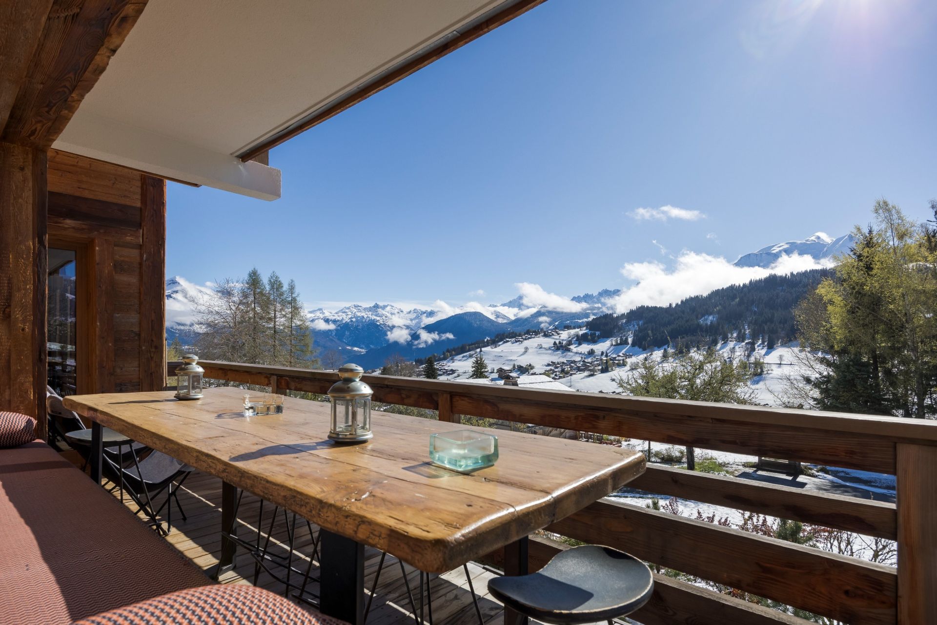 luxury chalet 5 Rooms for sale on MEGEVE (74120)