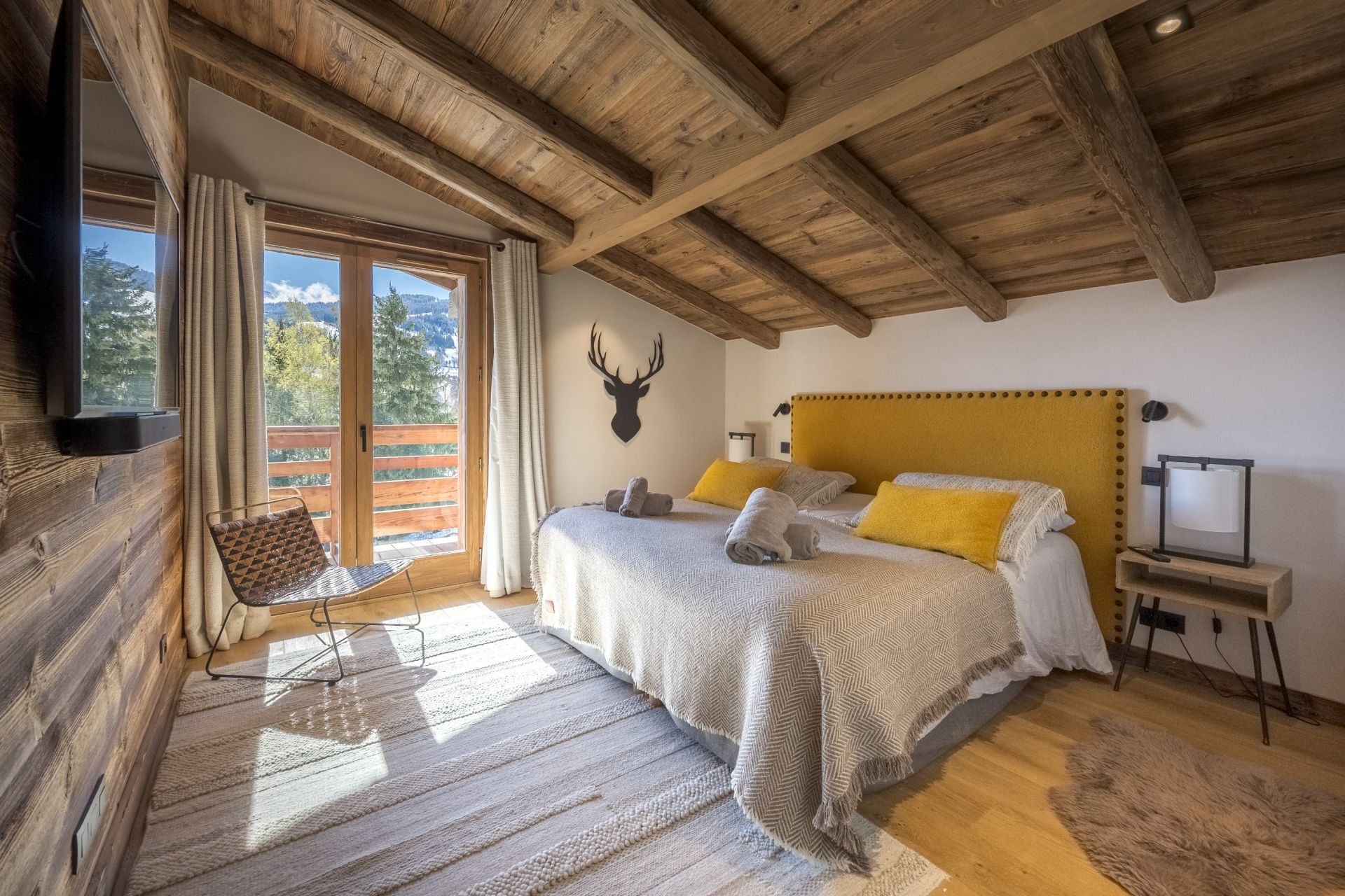 luxury chalet 5 Rooms for sale on MEGEVE (74120)