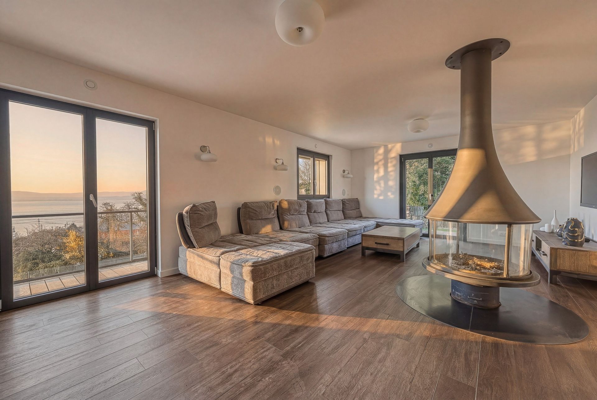 maison de luxe 7 Pièces en vente sur LUGRIN (74500)