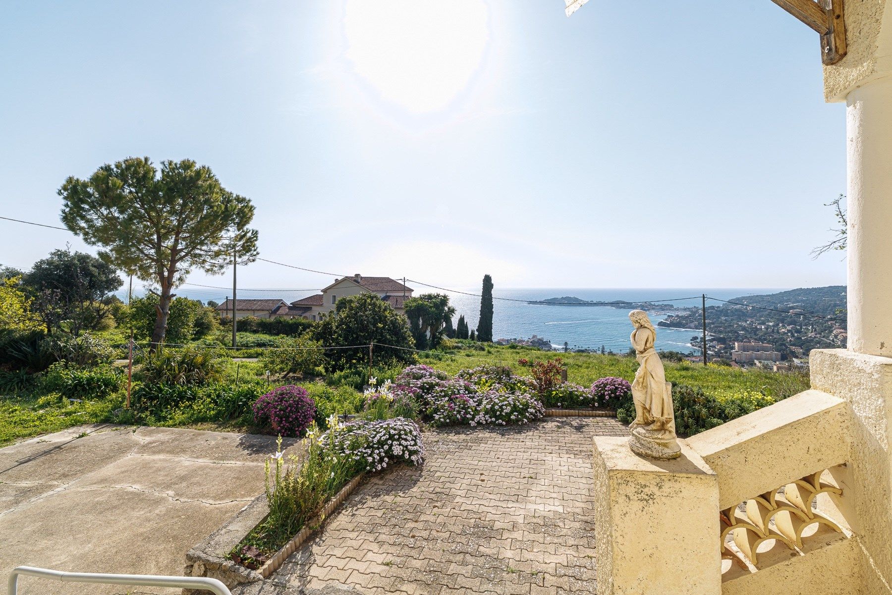 luxury property 5 Rooms for sale on VILLEFRANCHE SUR MER (06230)