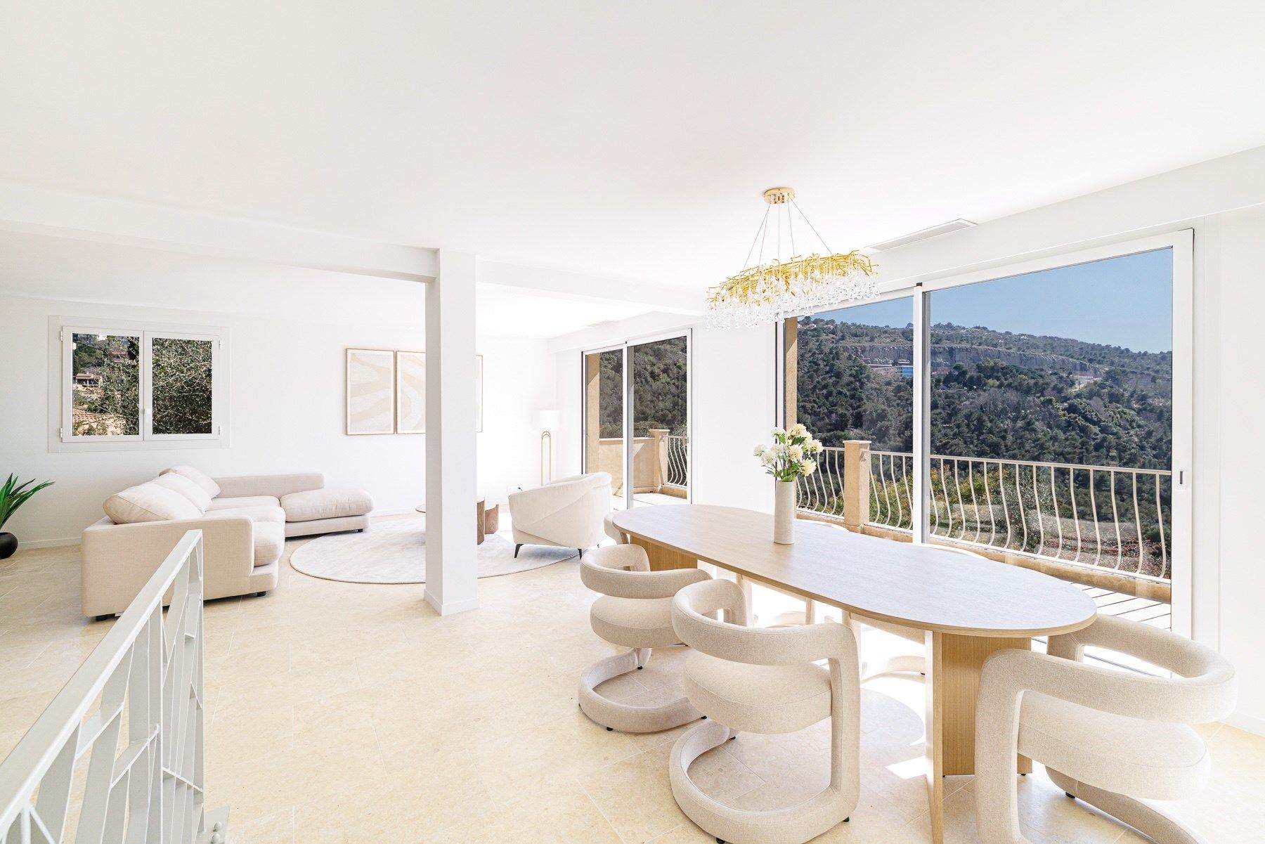 luxury villa 6 Rooms for sale on LA TURBIE (06320)