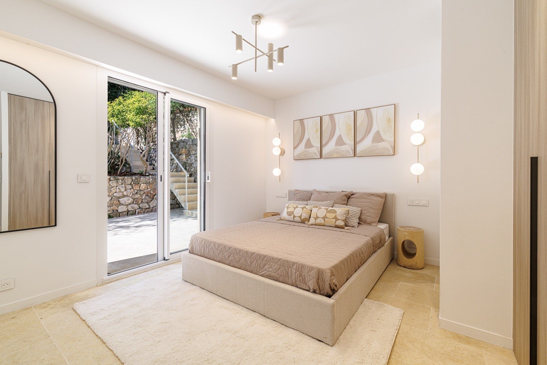 luxury villa 6 Rooms for sale on LA TURBIE (06320)