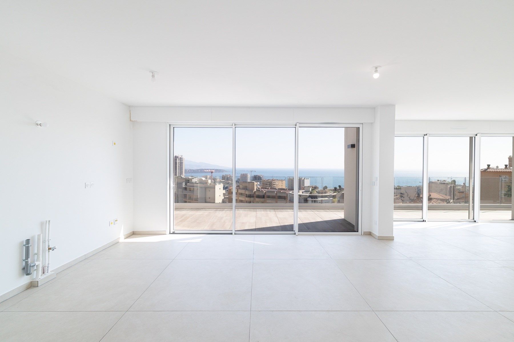 penthouse 4 Rooms for sale on BEAUSOLEIL (06240)