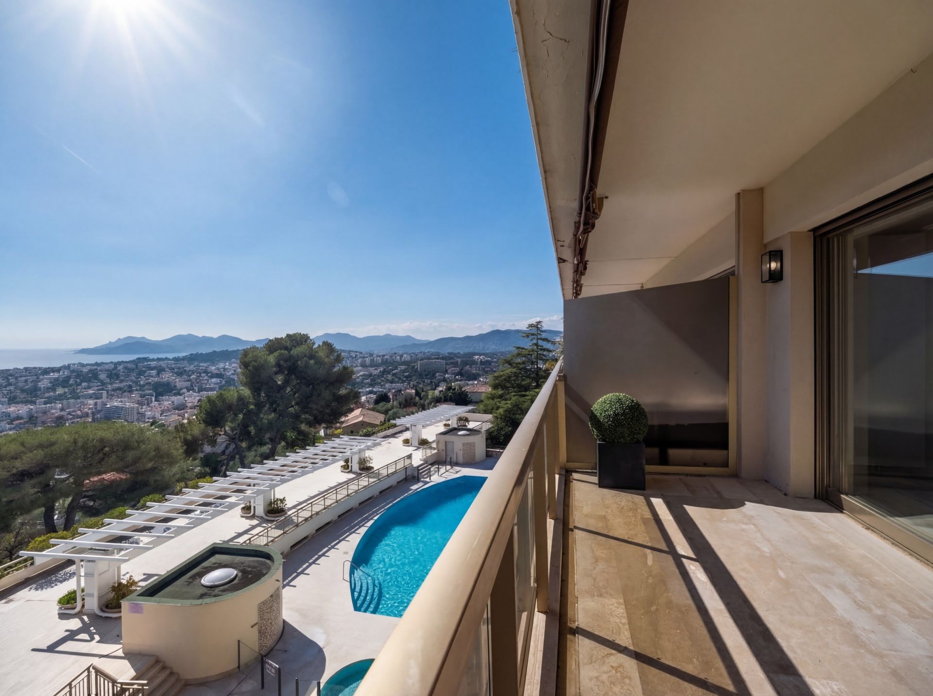 appartement de luxe 2 Pièces en vente sur LE CANNET (06110)