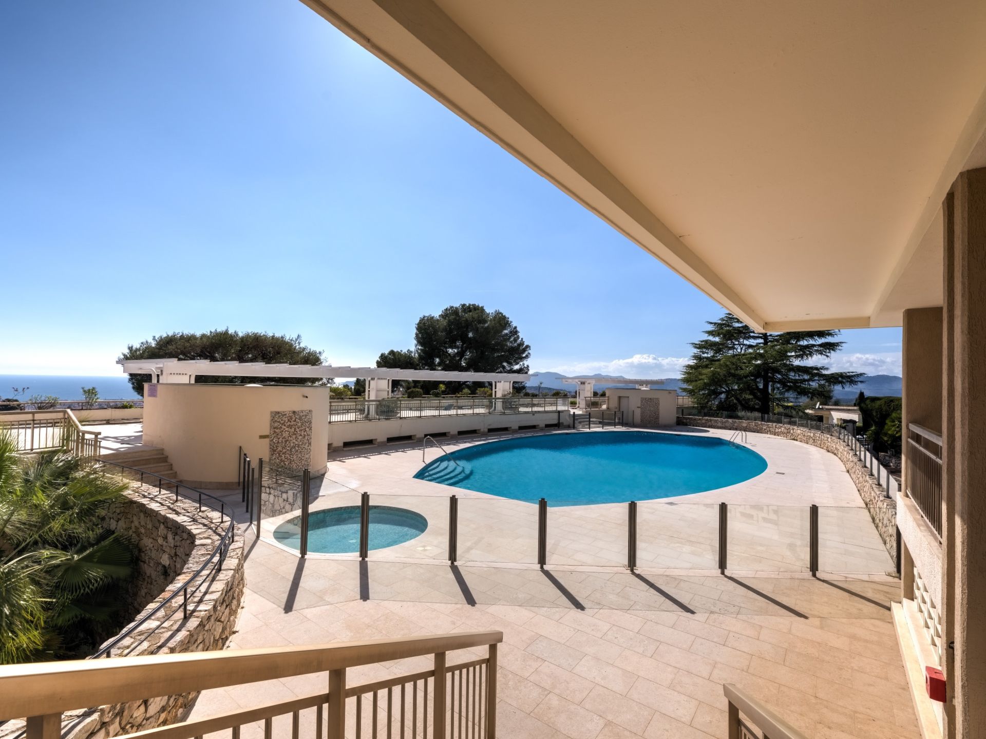 appartement de luxe 2 Pièces en vente sur LE CANNET (06110)